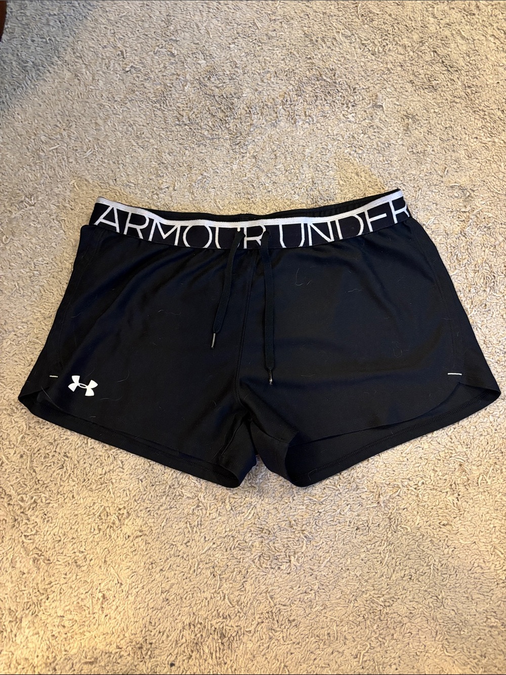 Under Armour Black Women's Athletic Shorts with Branded Elastic Waist